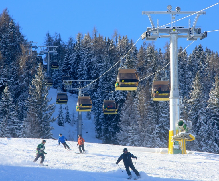 Hochwurzen summit lift in operation